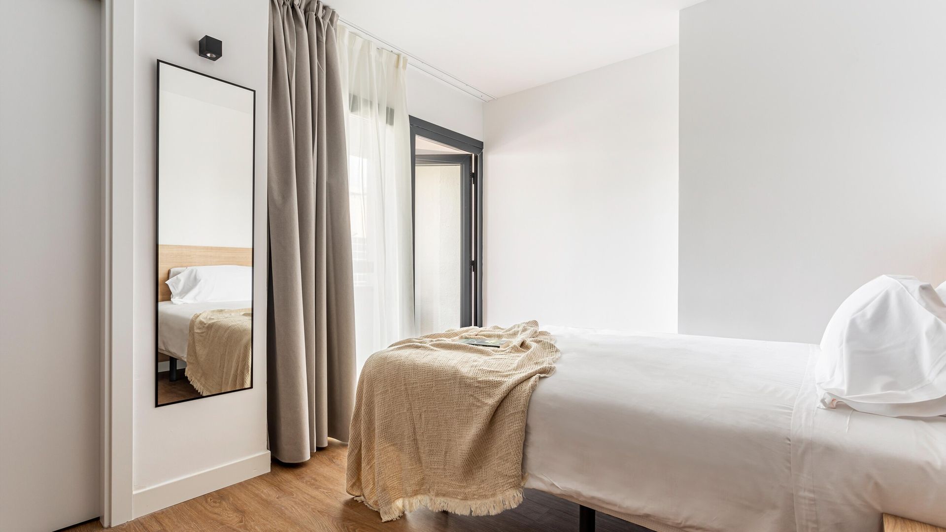 Double Room in Valencia Feria