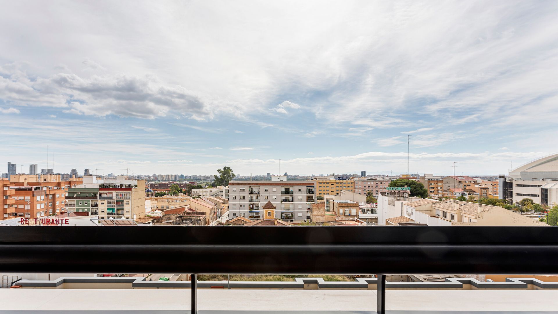 Superior Double Room in Valencia Feria