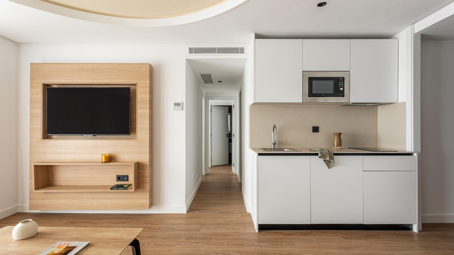 2-Bedroom Apartment in Valencia Feria