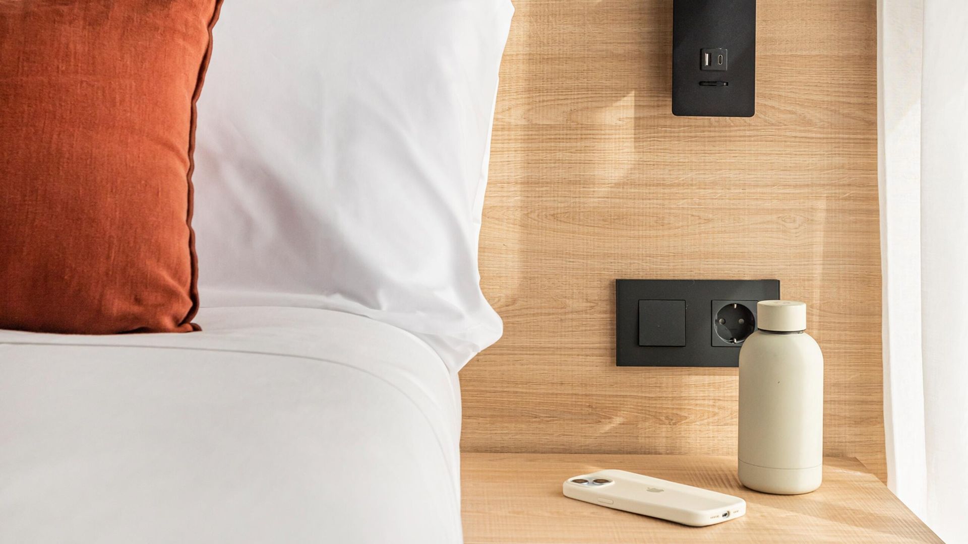 2-Bedroom Apartment in Valencia Feria