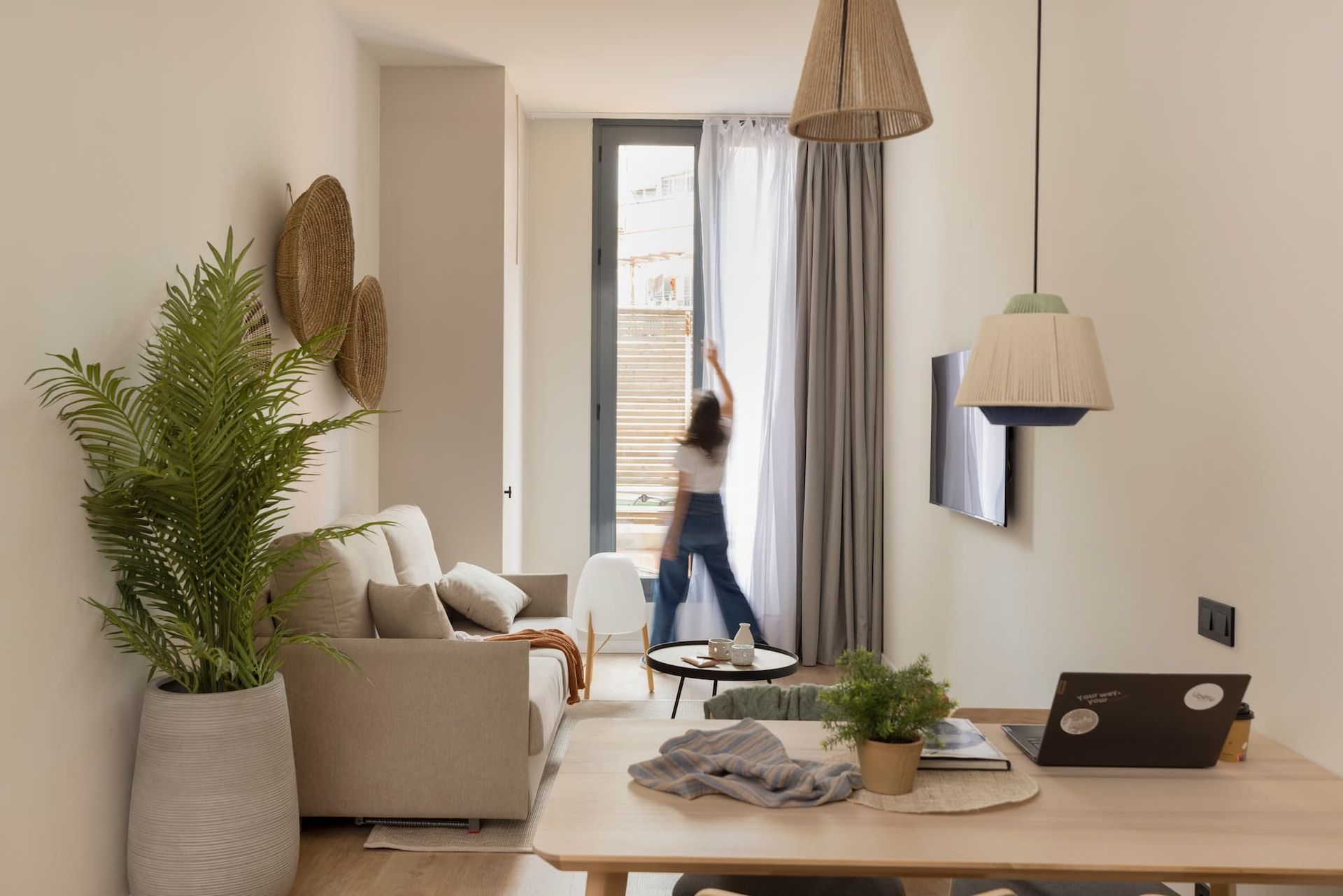 1 bedroom apartment with terrace in Barcelona Sant Antoni (pax 3)