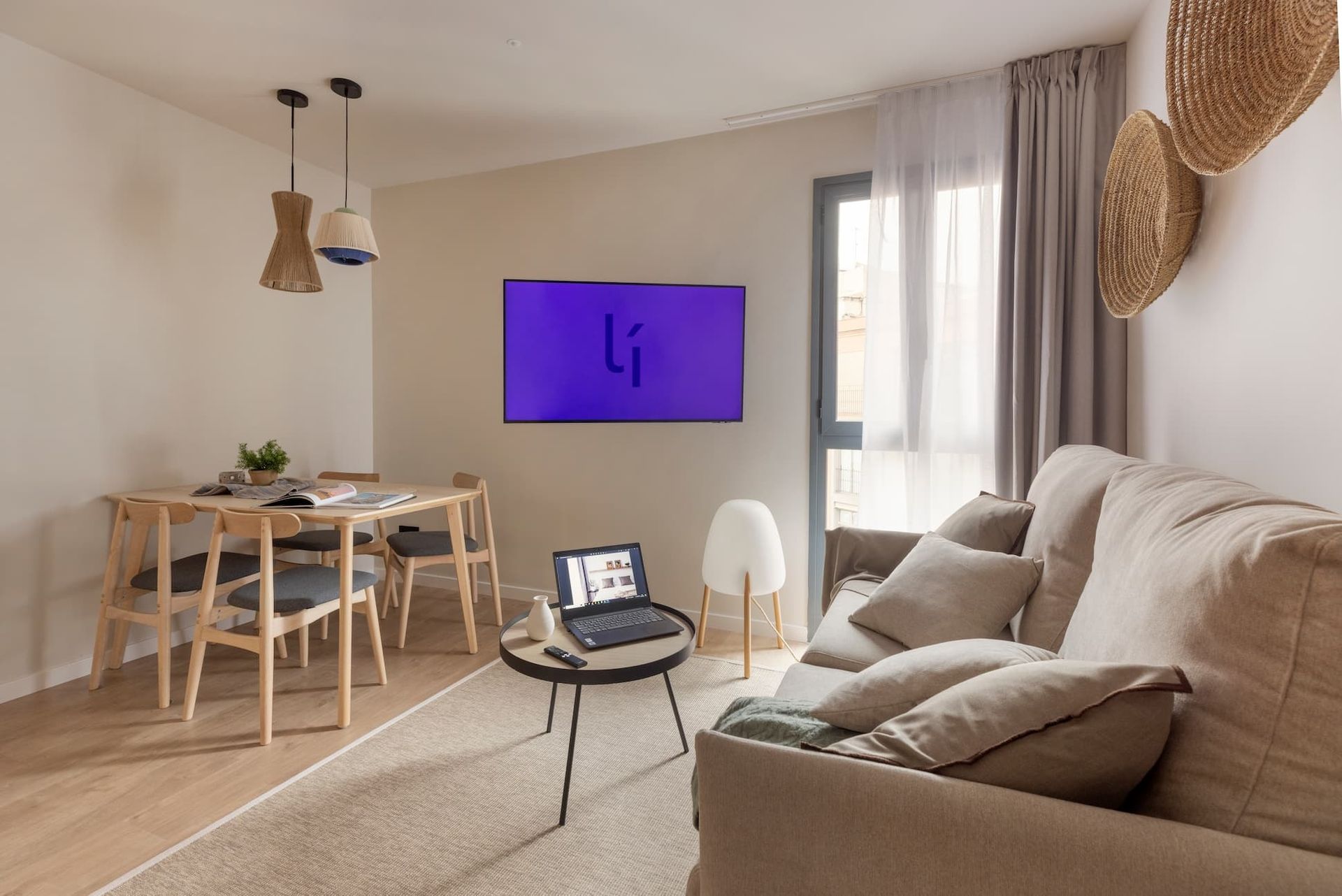 1 bedroom apartment in Barcelona Sant Antoni (pax 4)