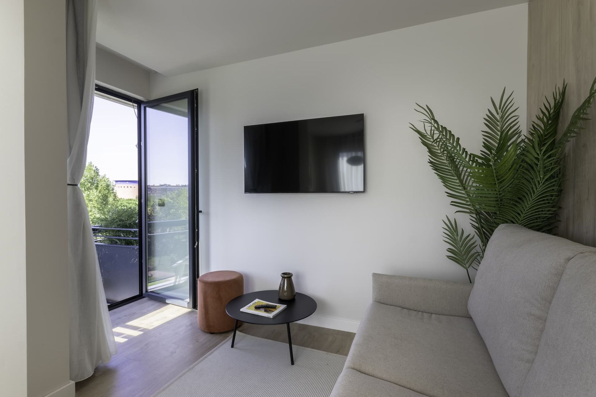 Apartamento de 2 Quartos com Terraço em Pamplona Yamaguchi
