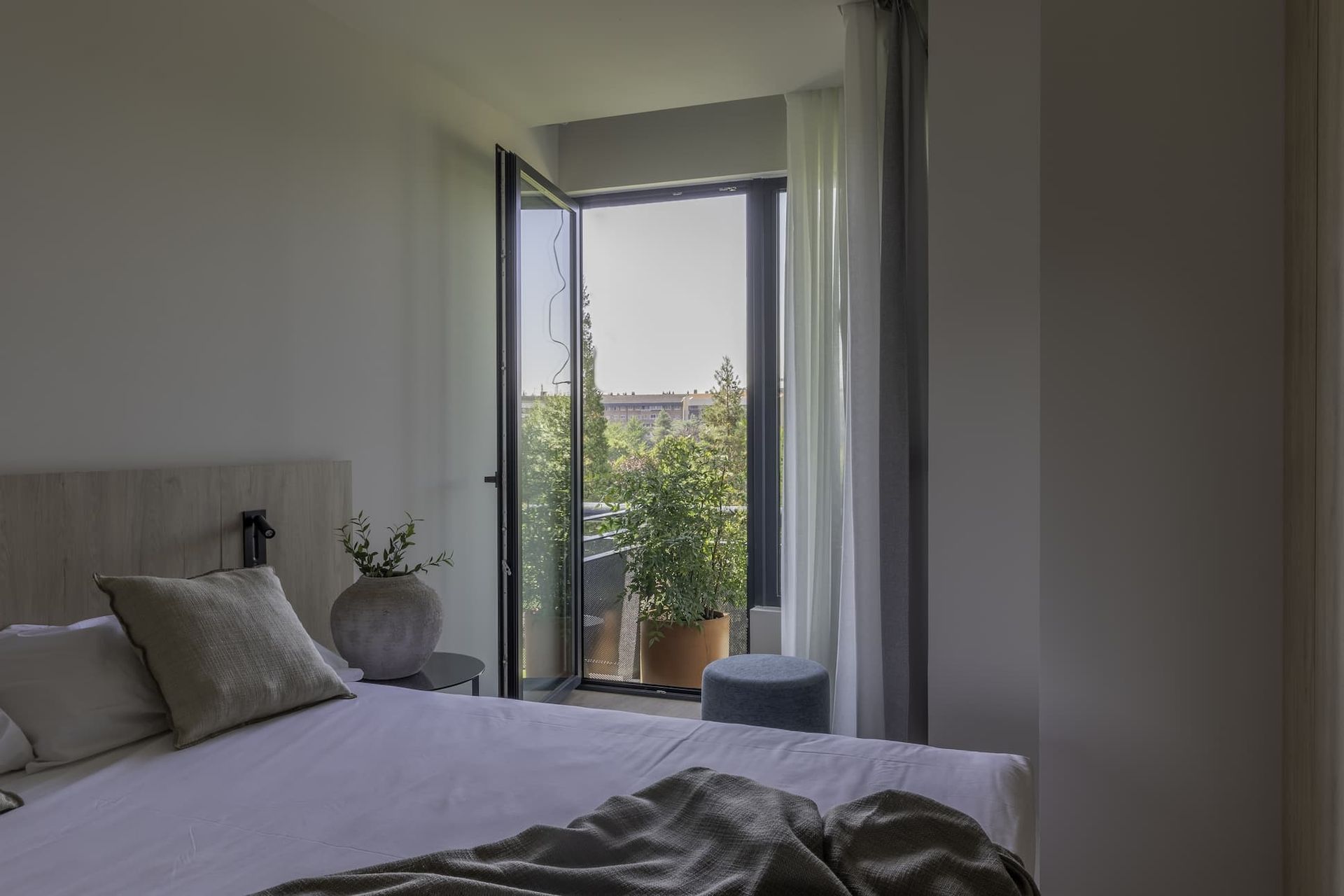 1 bedroom apartment with terrace in Pamplona Yamaguchi