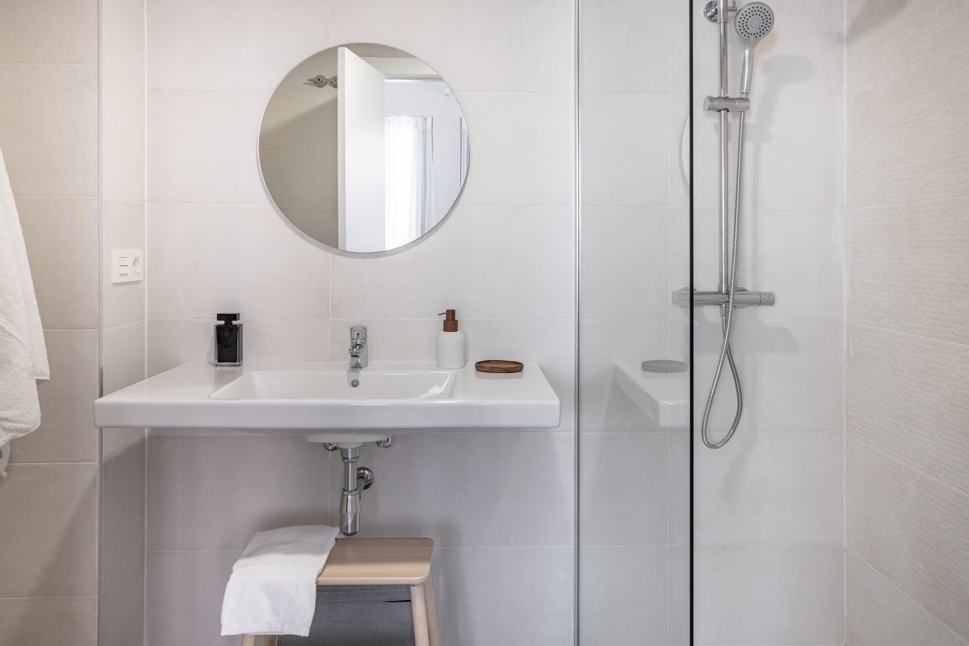One bedroom apartment with terrace in Granada Catedral