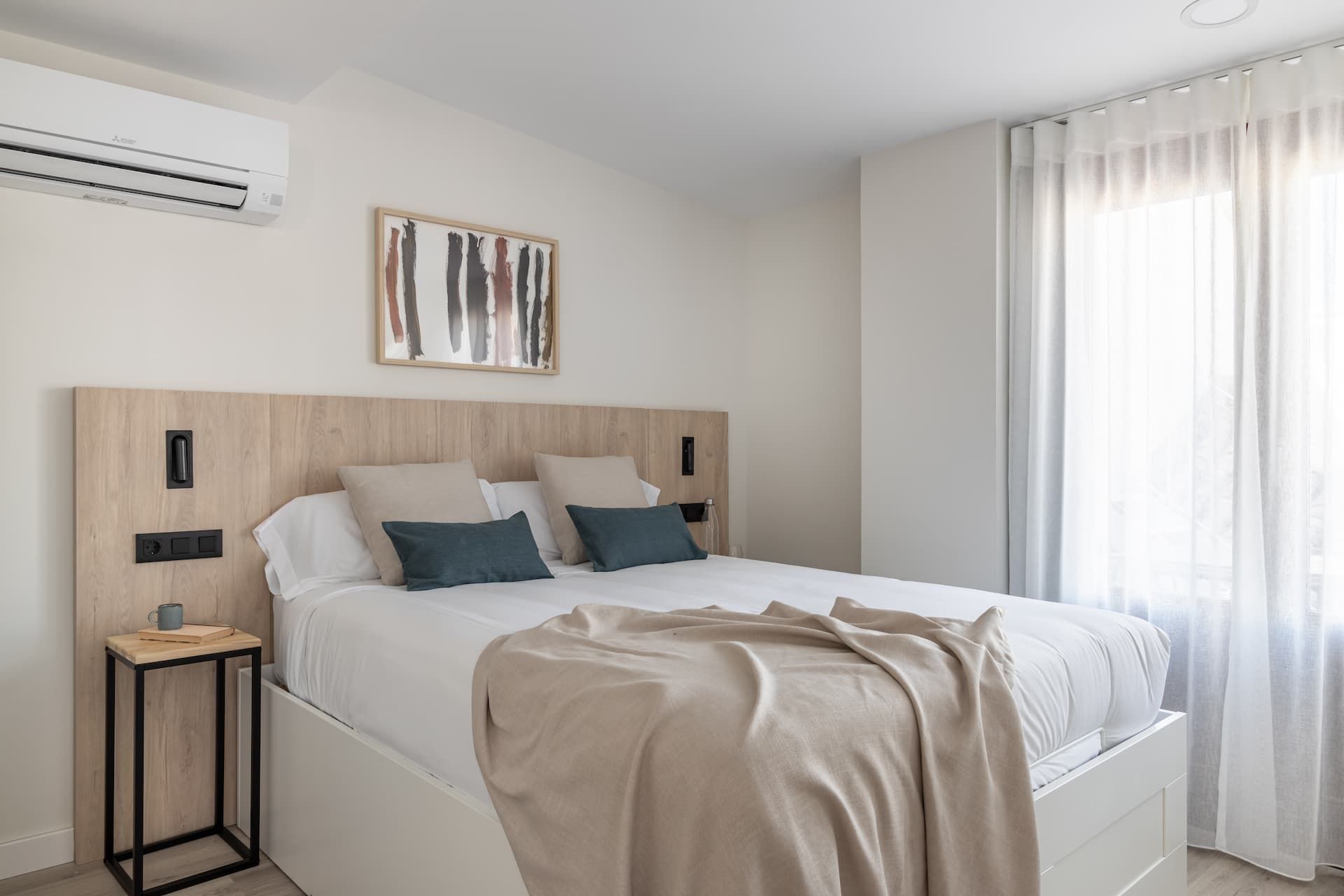 One bedroom apartment with terrace in Granada Catedral