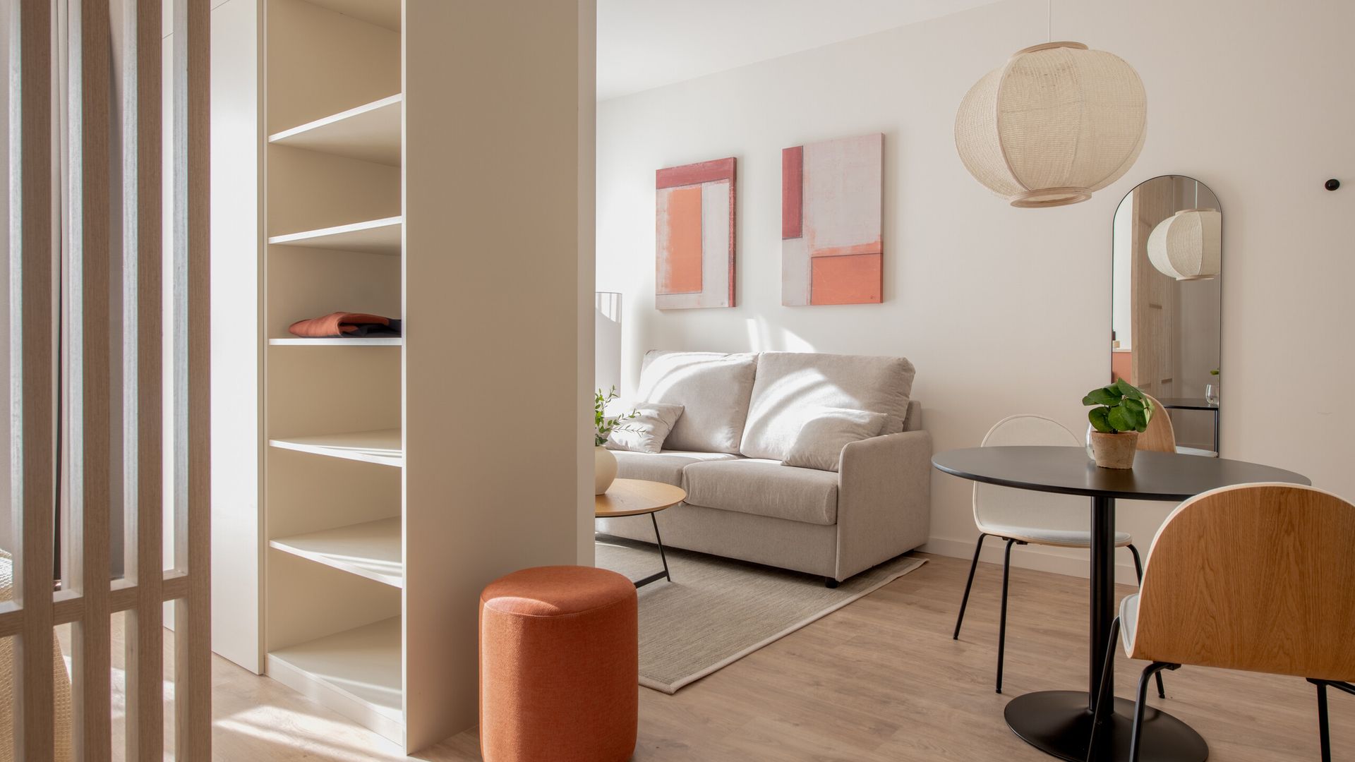 Monolocale superior a Seville Plaza Nueva