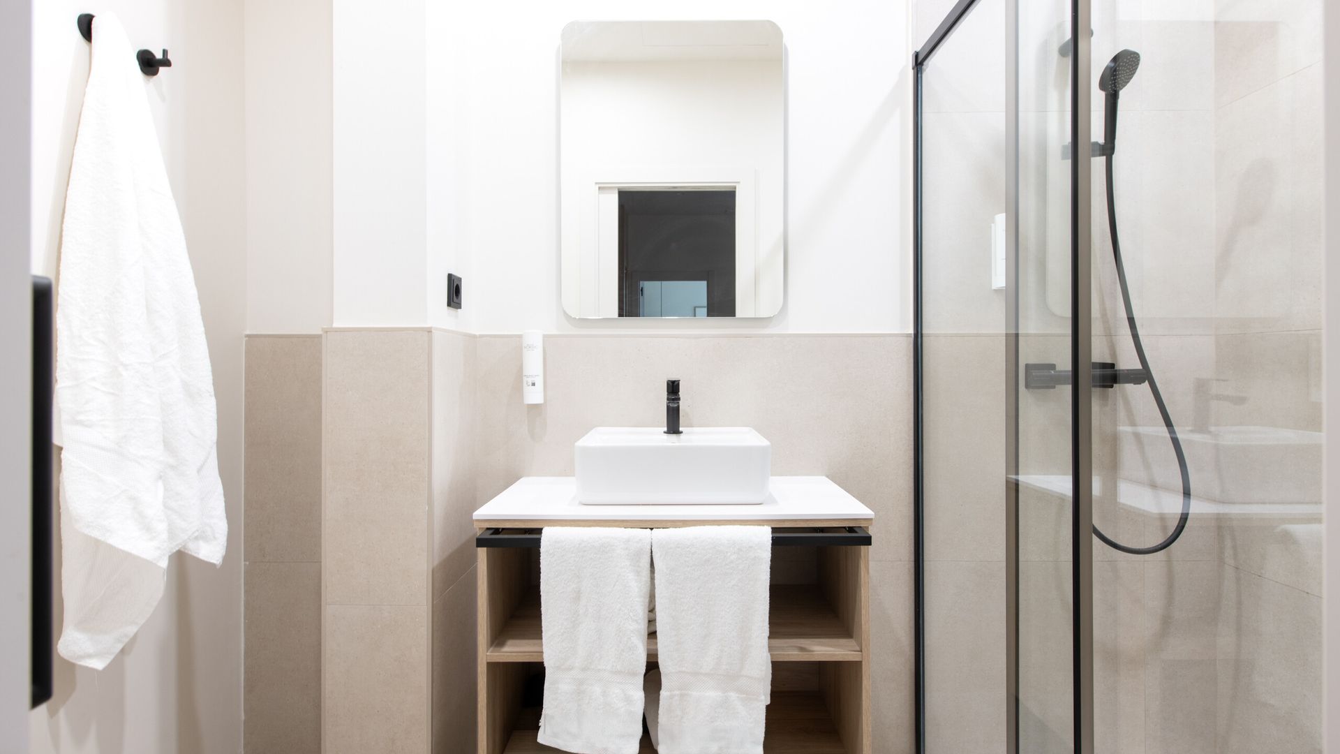 Appartamento con 2 camere da letto e terrazza a Seville Plaza Nueva