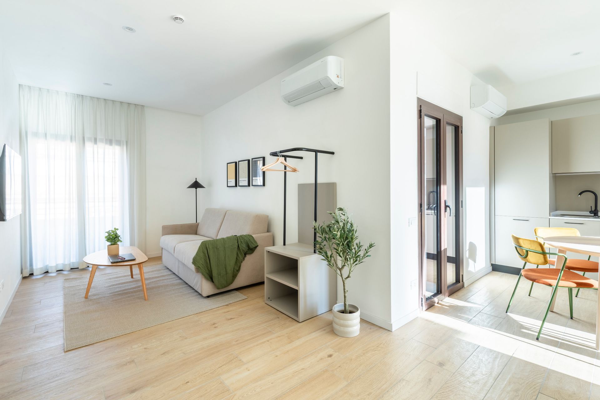 Appartamento con una Camera da Letto e Terrazza a Roma San Lorenzo