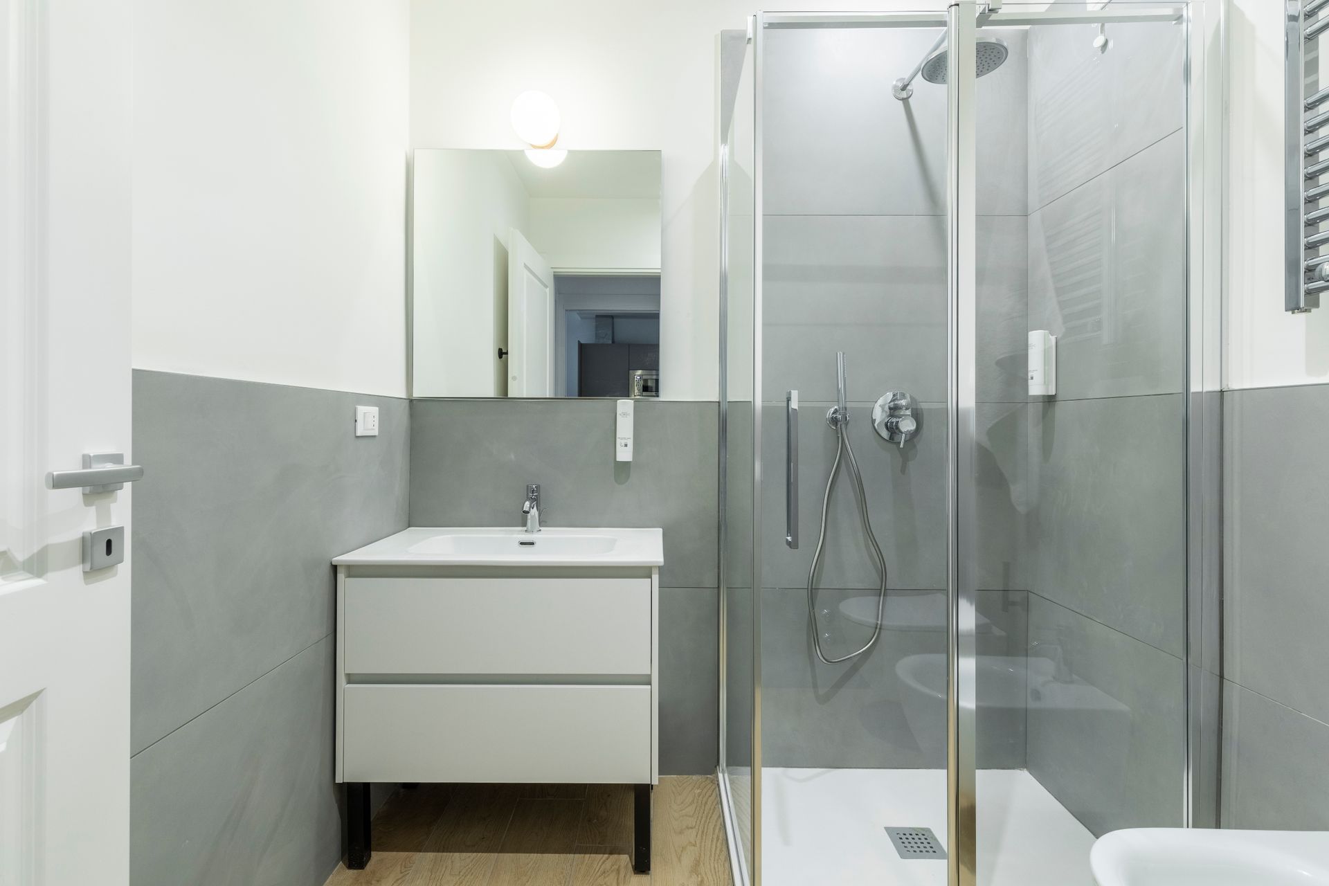 Appartamento con Due Camere da Letto e Terrazza per 6 Persone a Roma San Lorenzo