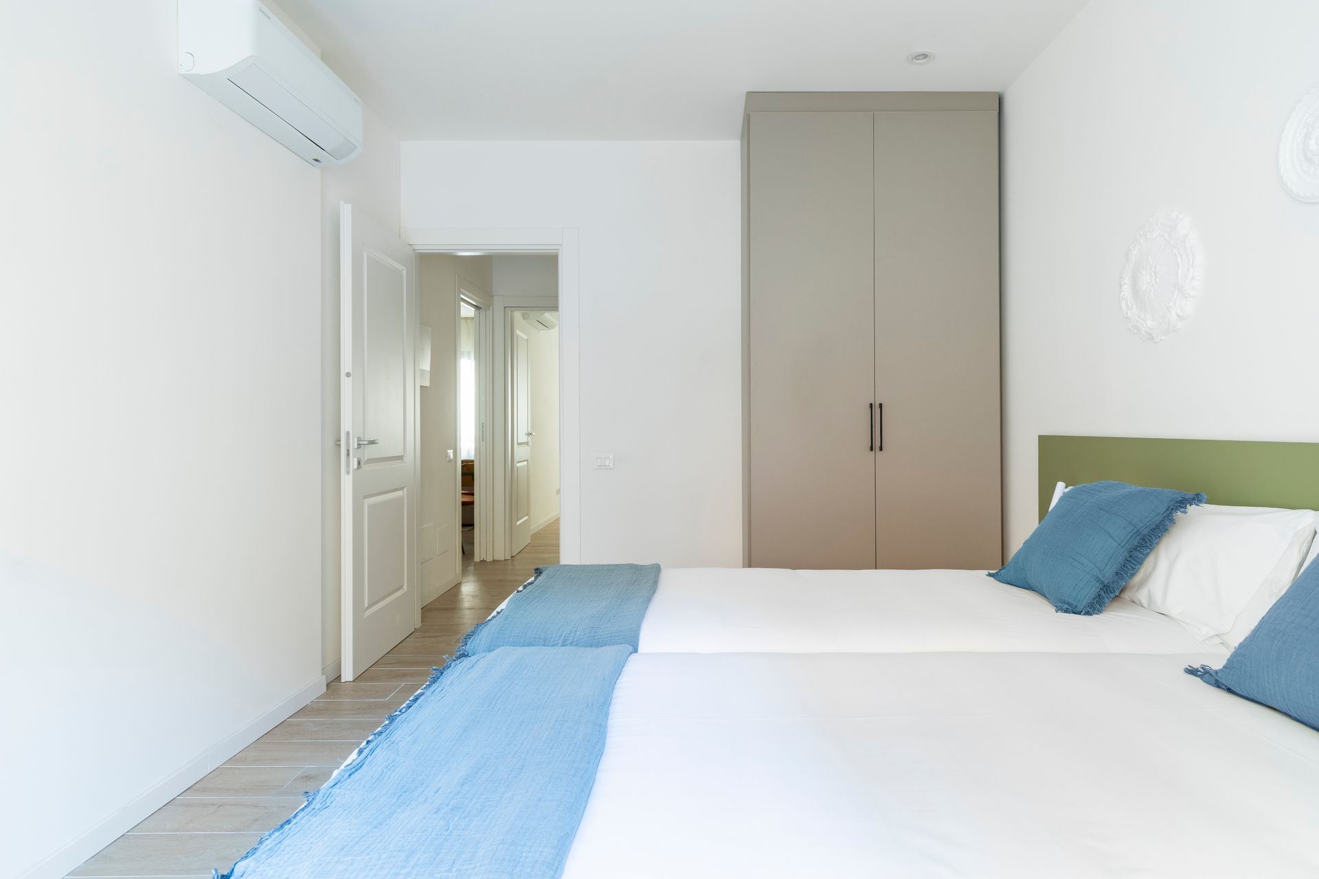 Appartamento con Due Camere da Letto e Terrazza per 6 Persone a Roma San Lorenzo