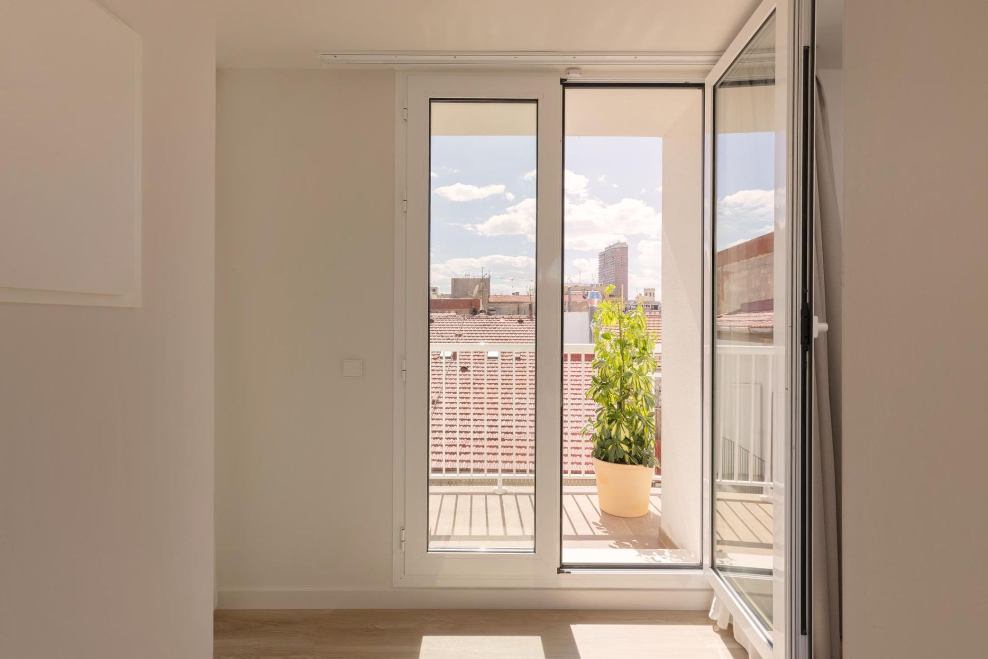 Studio familial avec balcon à Alicante Rambla