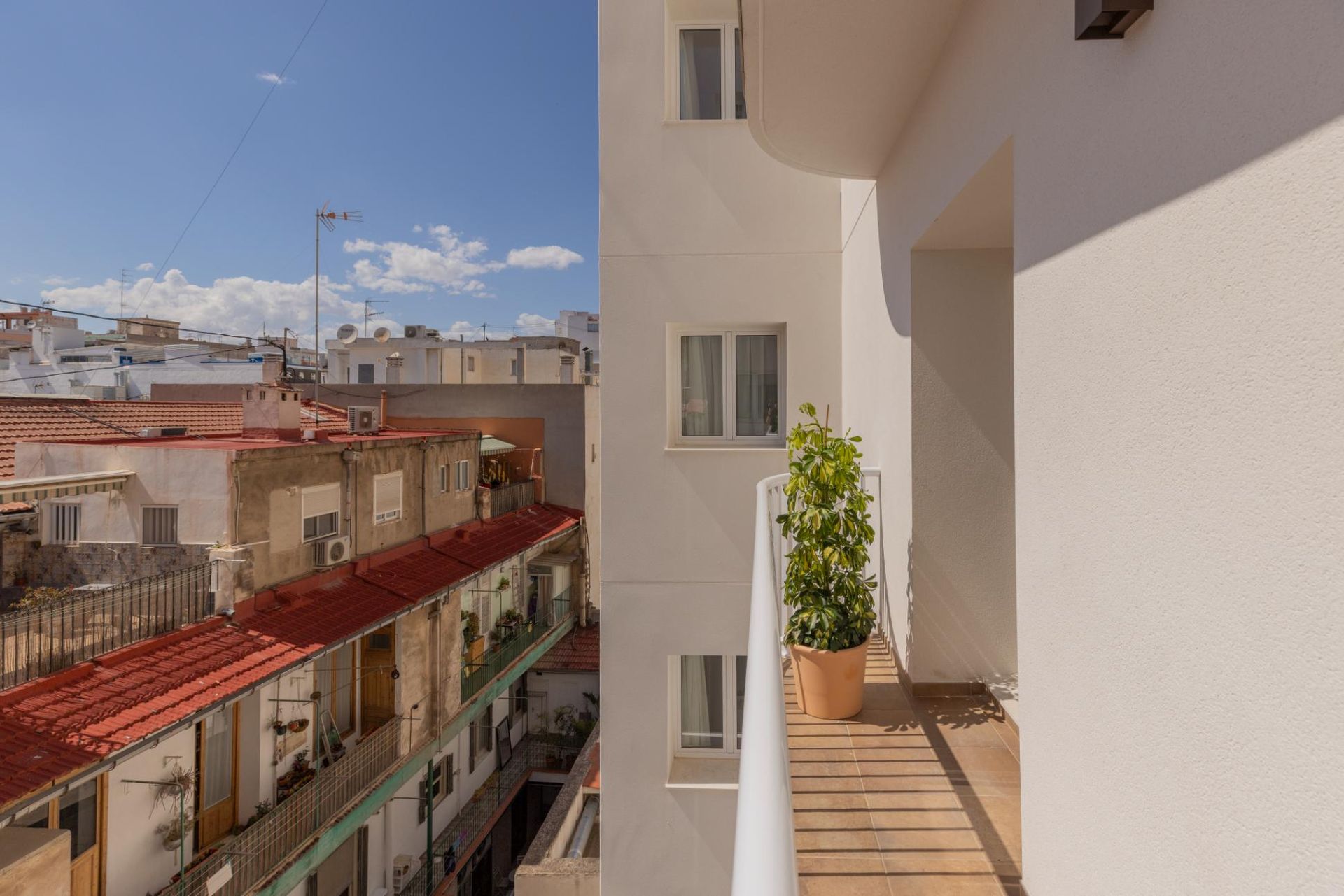 Studio familial avec balcon à Alicante Rambla