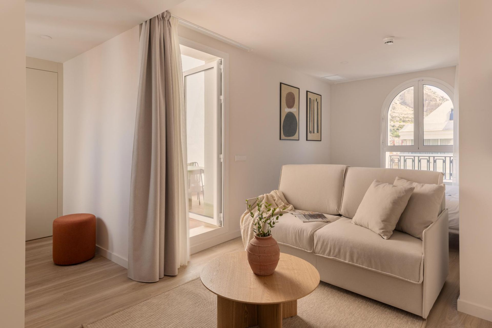 Studio familial avec terrasse à Alicante Rambla