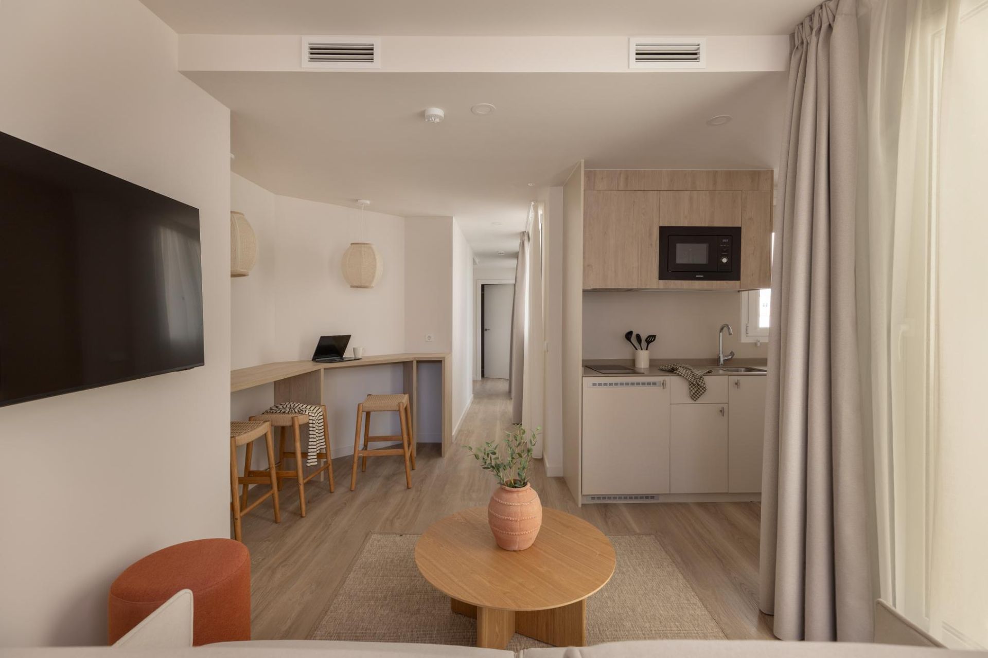 Studio familial avec terrasse à Alicante Rambla
