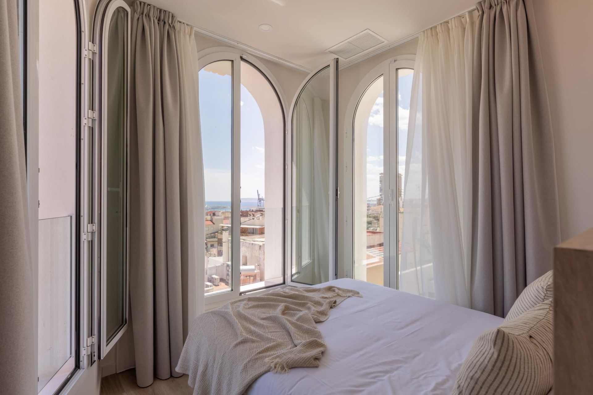 Duplex 1 chambre avec terrasse à Alicante Rambla