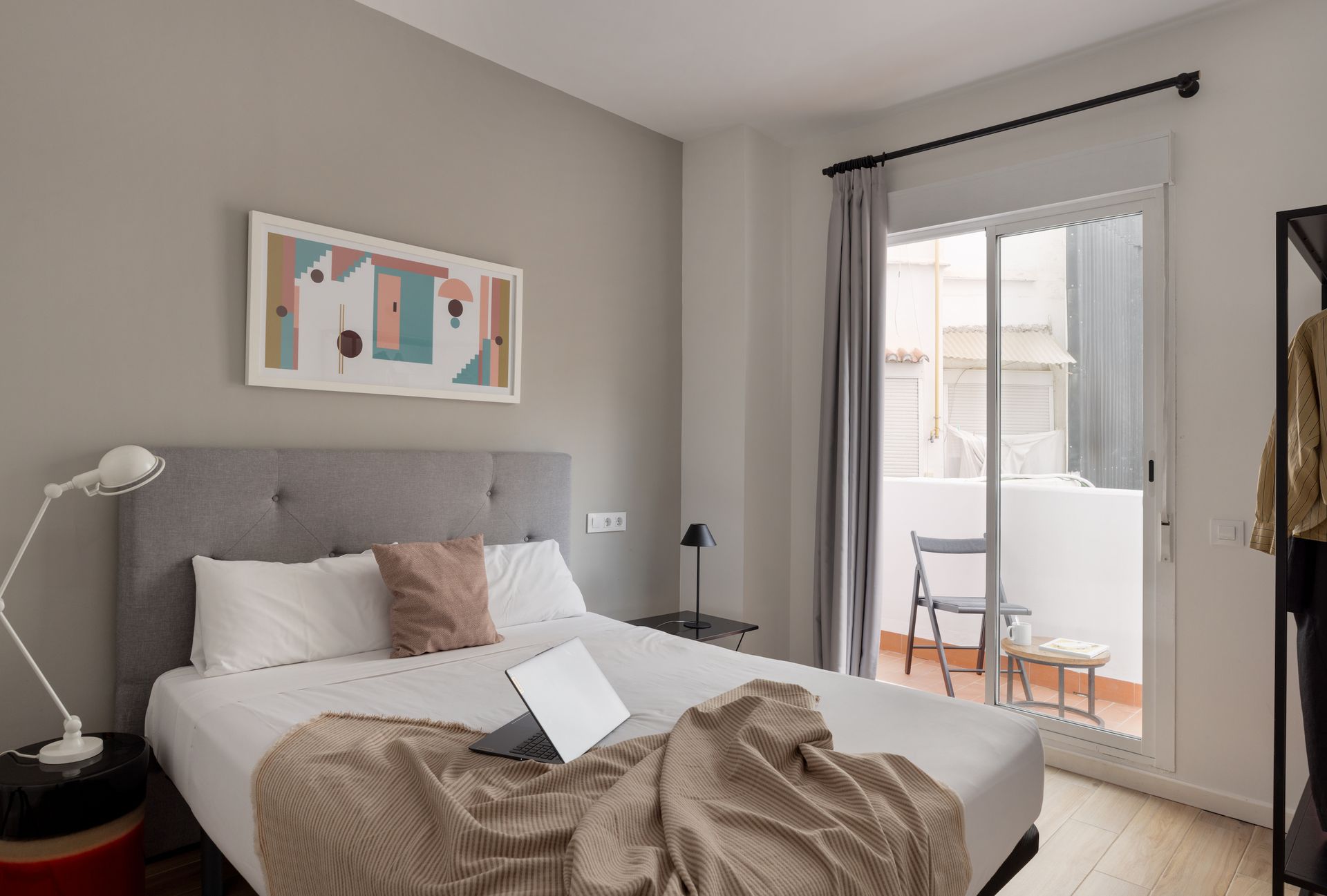 Apartamento 2 dormitorios con terraza en Valencia Abastos