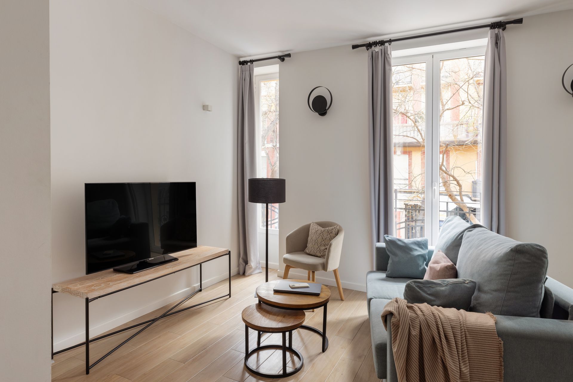 Apartamento 2 dormitorios en Valencia Abastos con balcón (max 5)