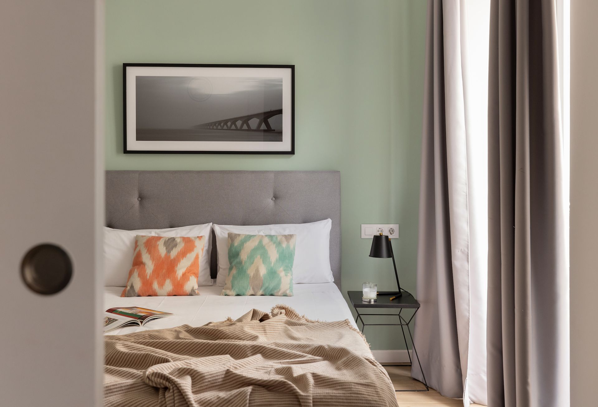 Apartamento 2 dormitorios en Valencia Abastos con balcón (max 5)