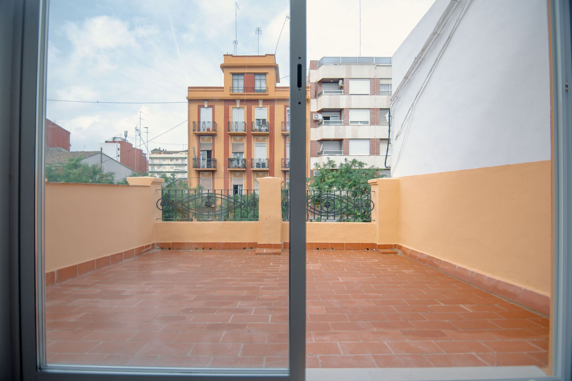 Apartamento 1 dormitorio con terraza en Valencia Abastos