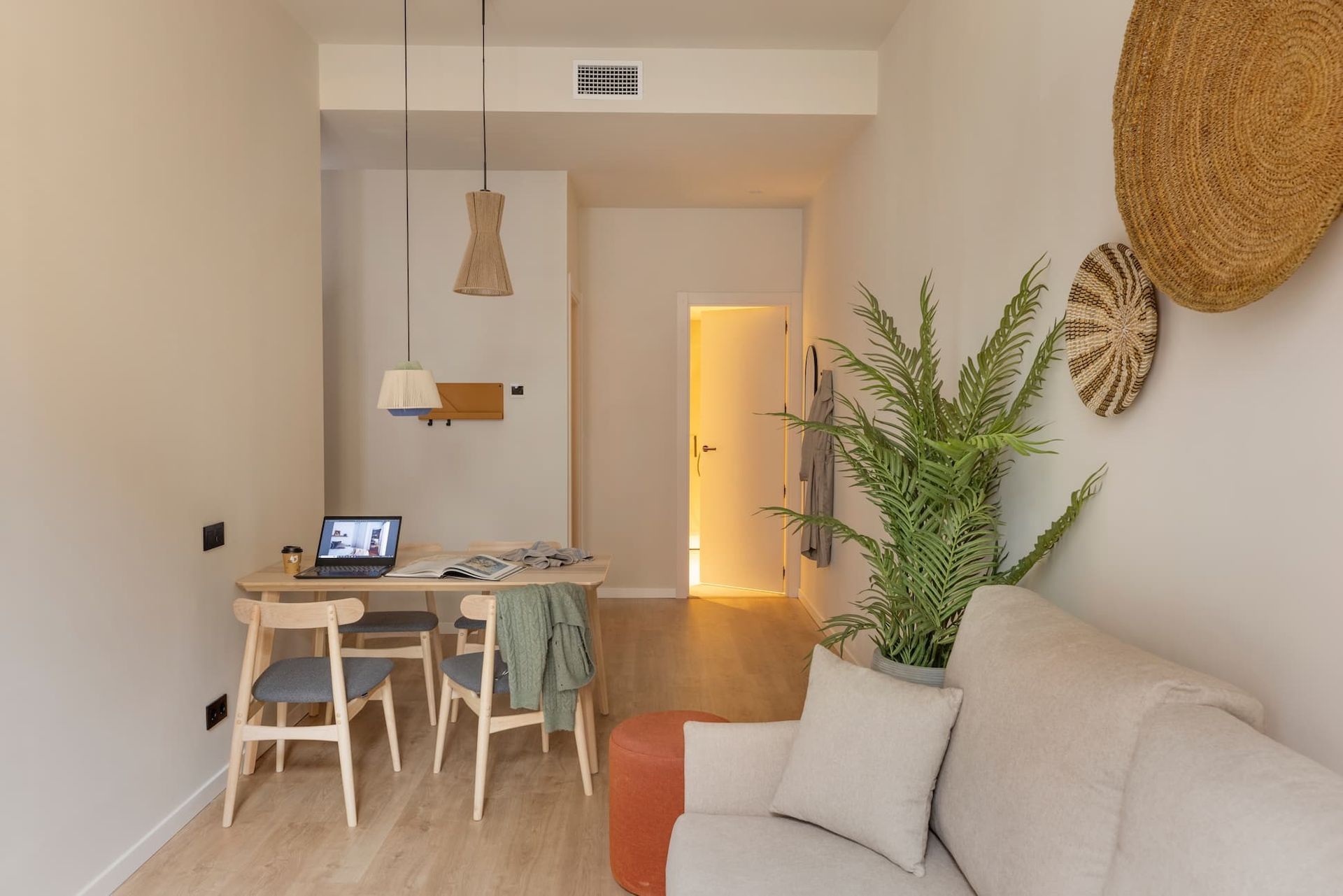 Apartamento 1 dormitorio con terraza en Barcelona Sant Antoni (pax 3)