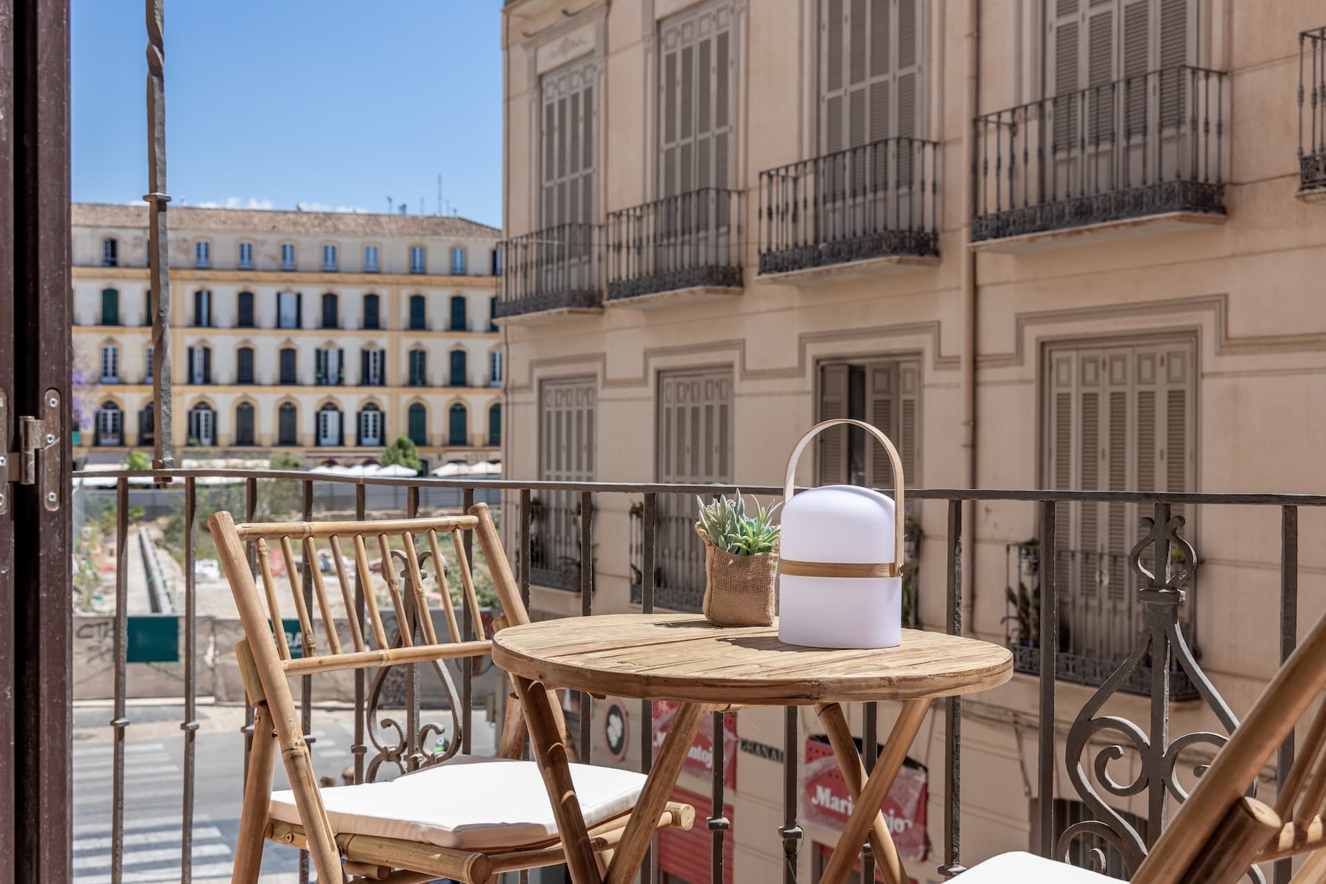 Estudio con terraza en Málaga la Merced
