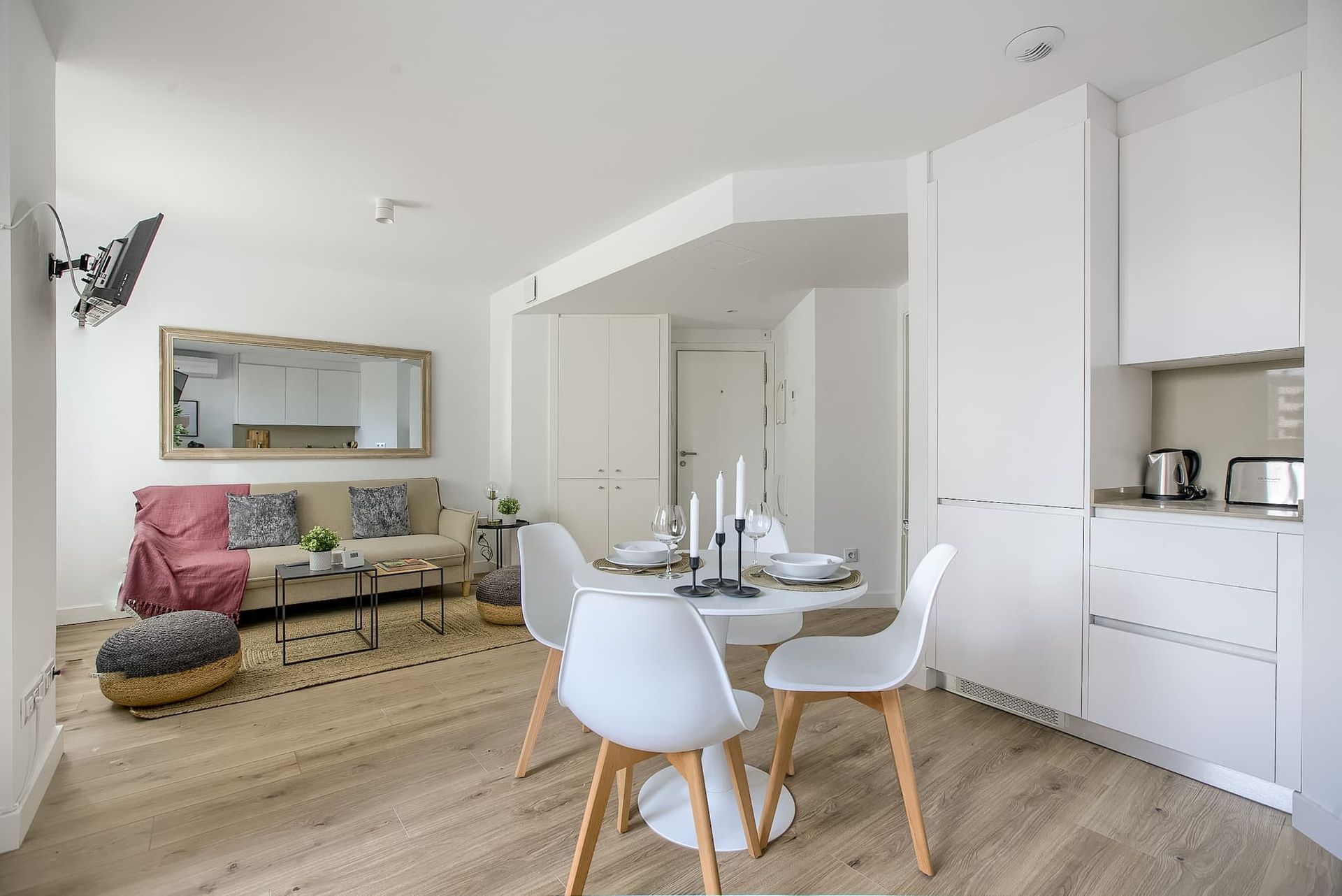 One bedroom penthouse with terrace in Madrid Plaza Castilla