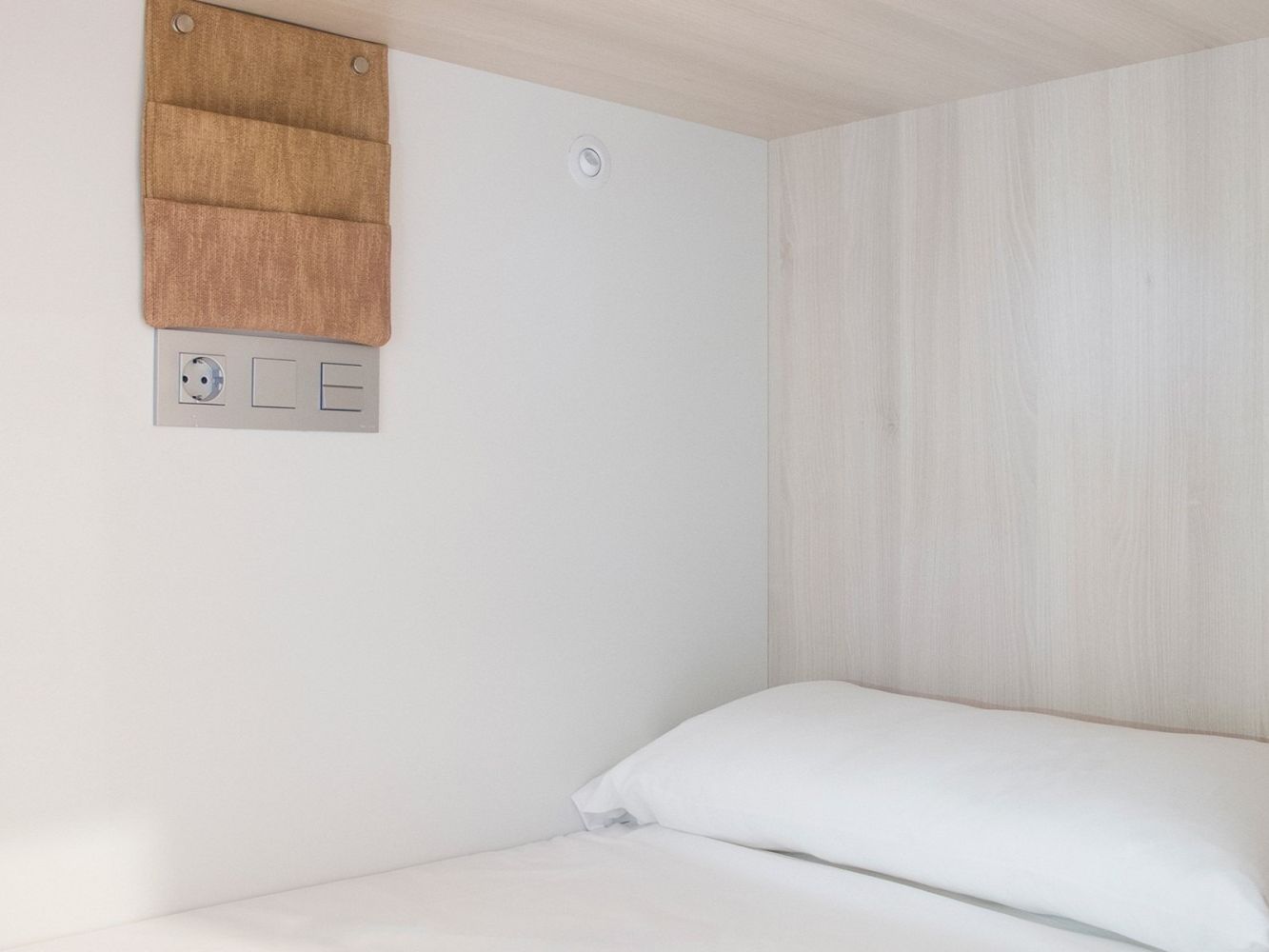 Bed in a shared 6-bed room with shared bathroom