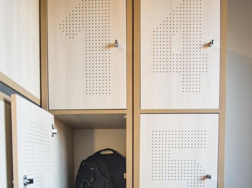 Bed in a shared 8-bed room with private bathroom 