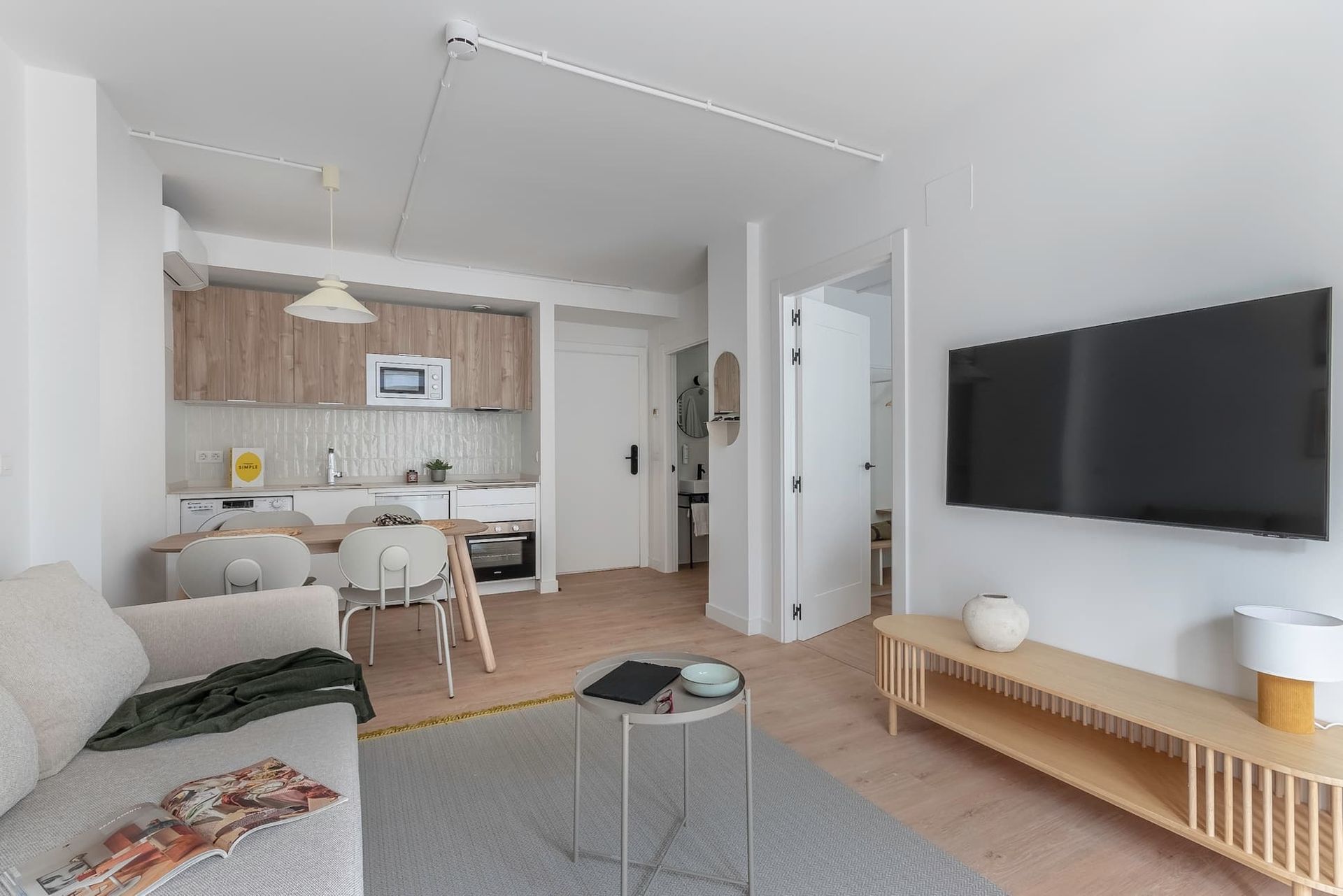 1 bedroom apartment with a balcony in Abando