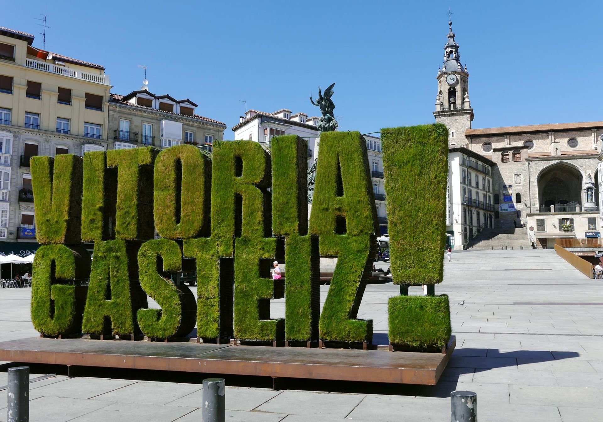 Apartamento de 2 Quartos em Vitoria centro
