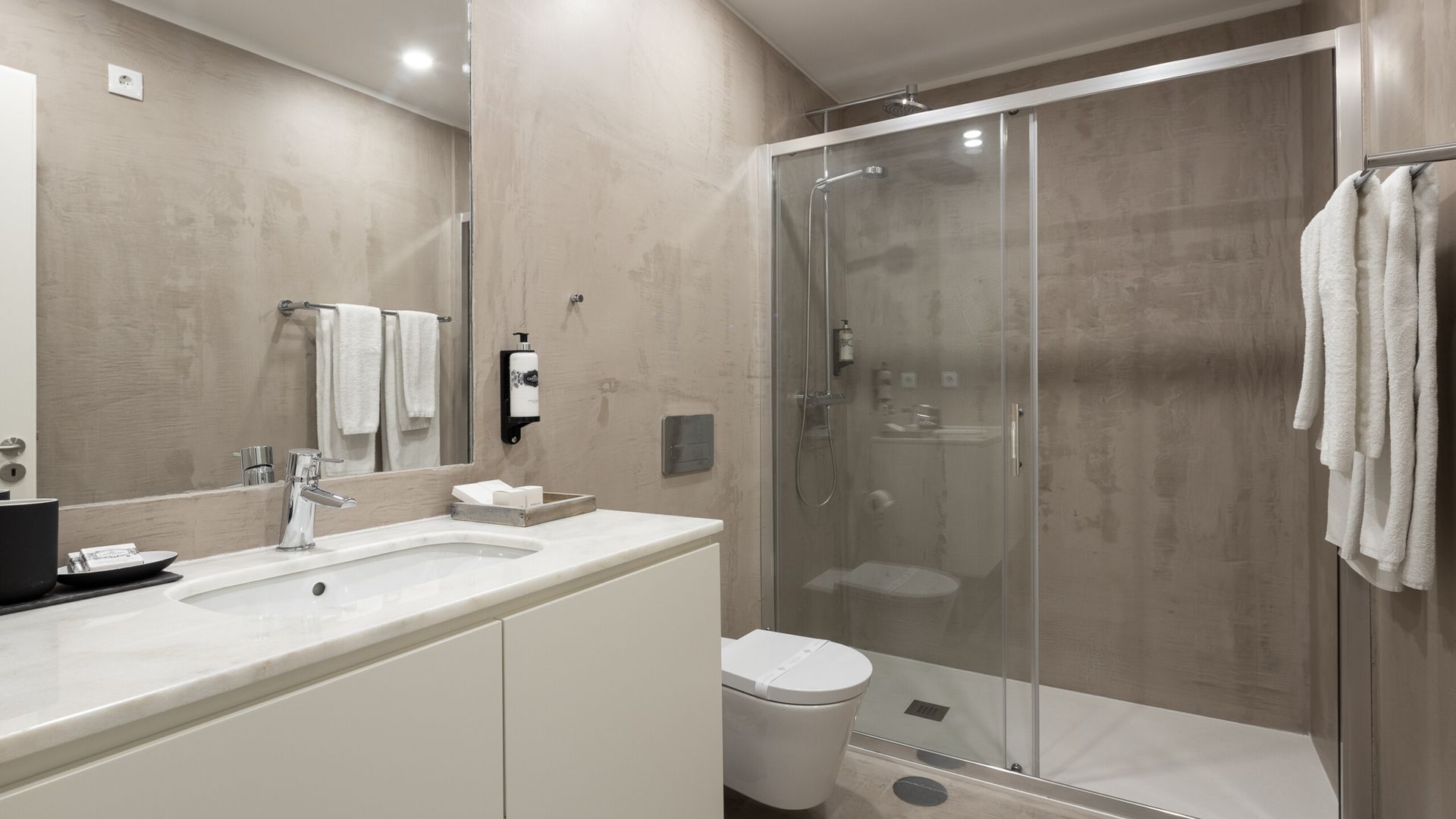 Studio with turkish bath in Porto Laranjais