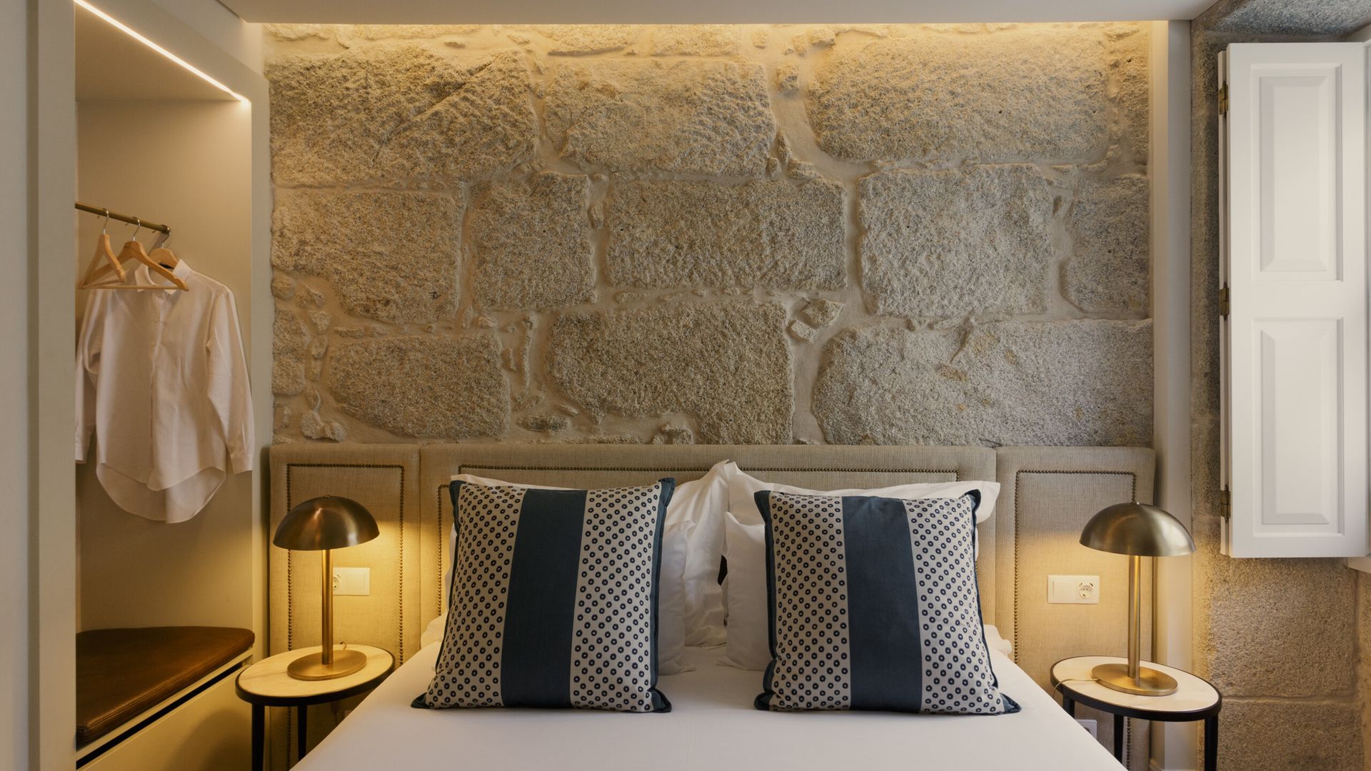 2-Bedroom Apartment in Porto Laranjais