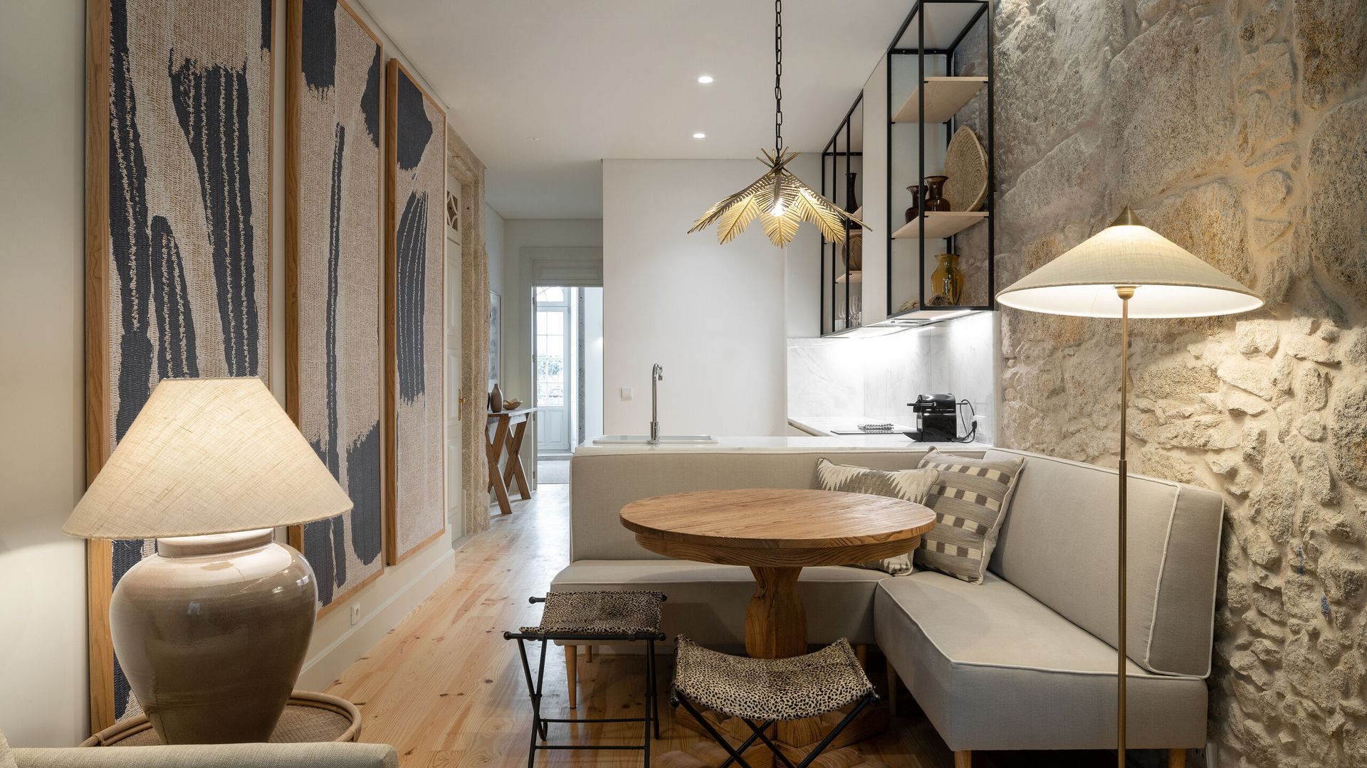 2-Bedroom Apartment in Porto Laranjais