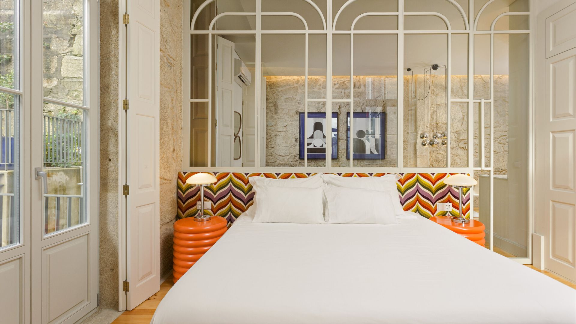 1-Bedroom Apartment in Porto Laranjais