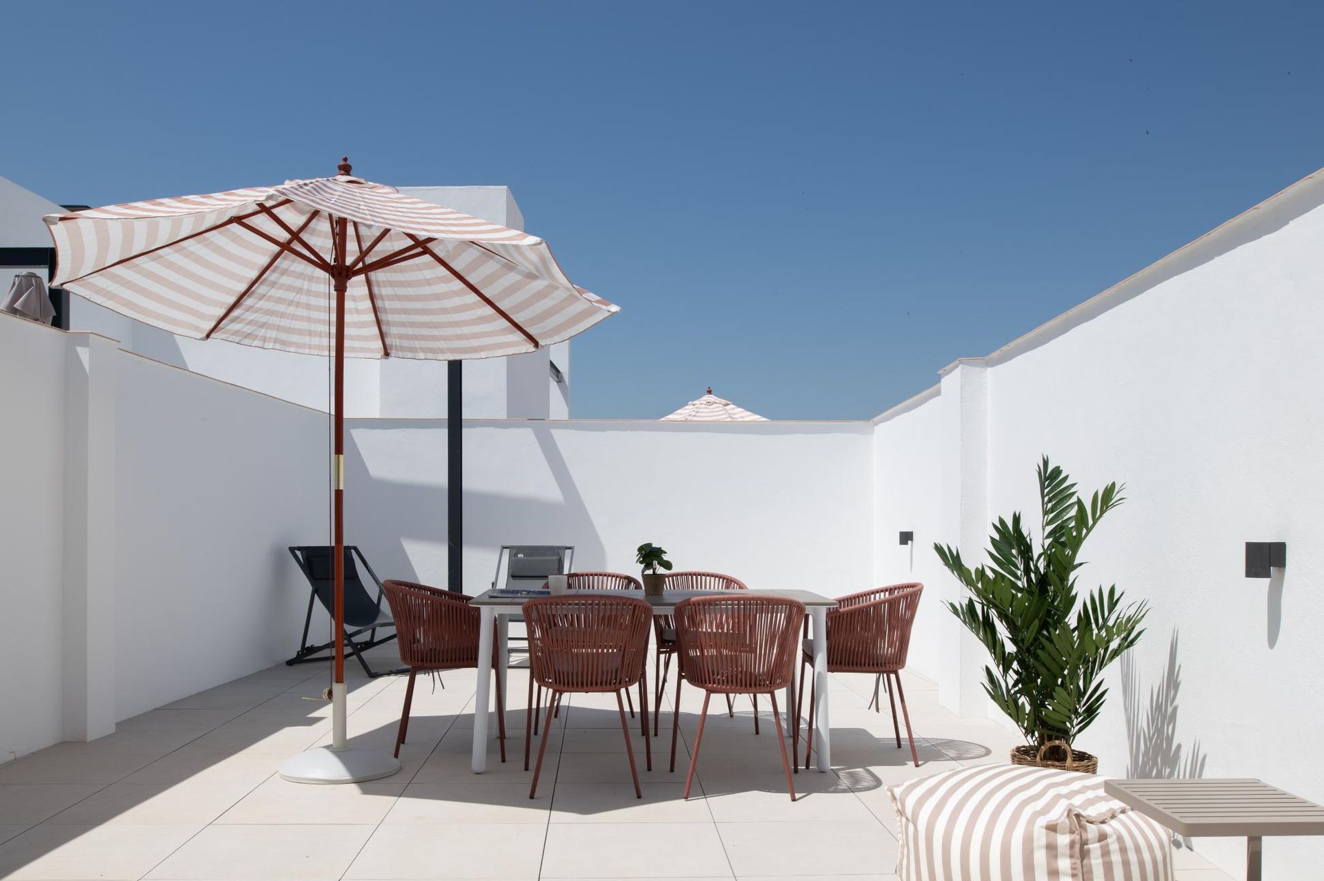 Apartamento de 2 dormitorios con terraza en Seville Triana