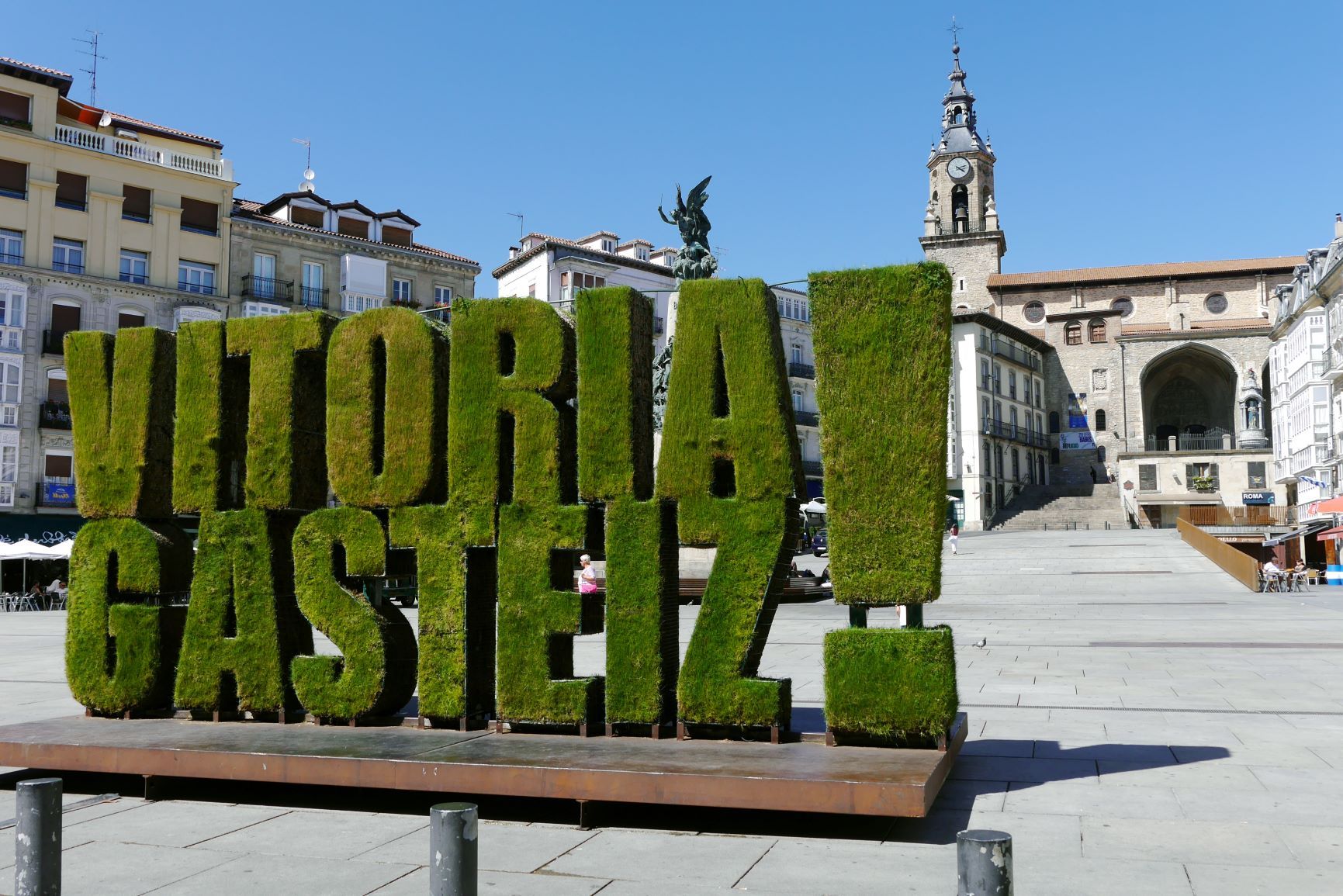 Travel to Vitoria: a complete guide