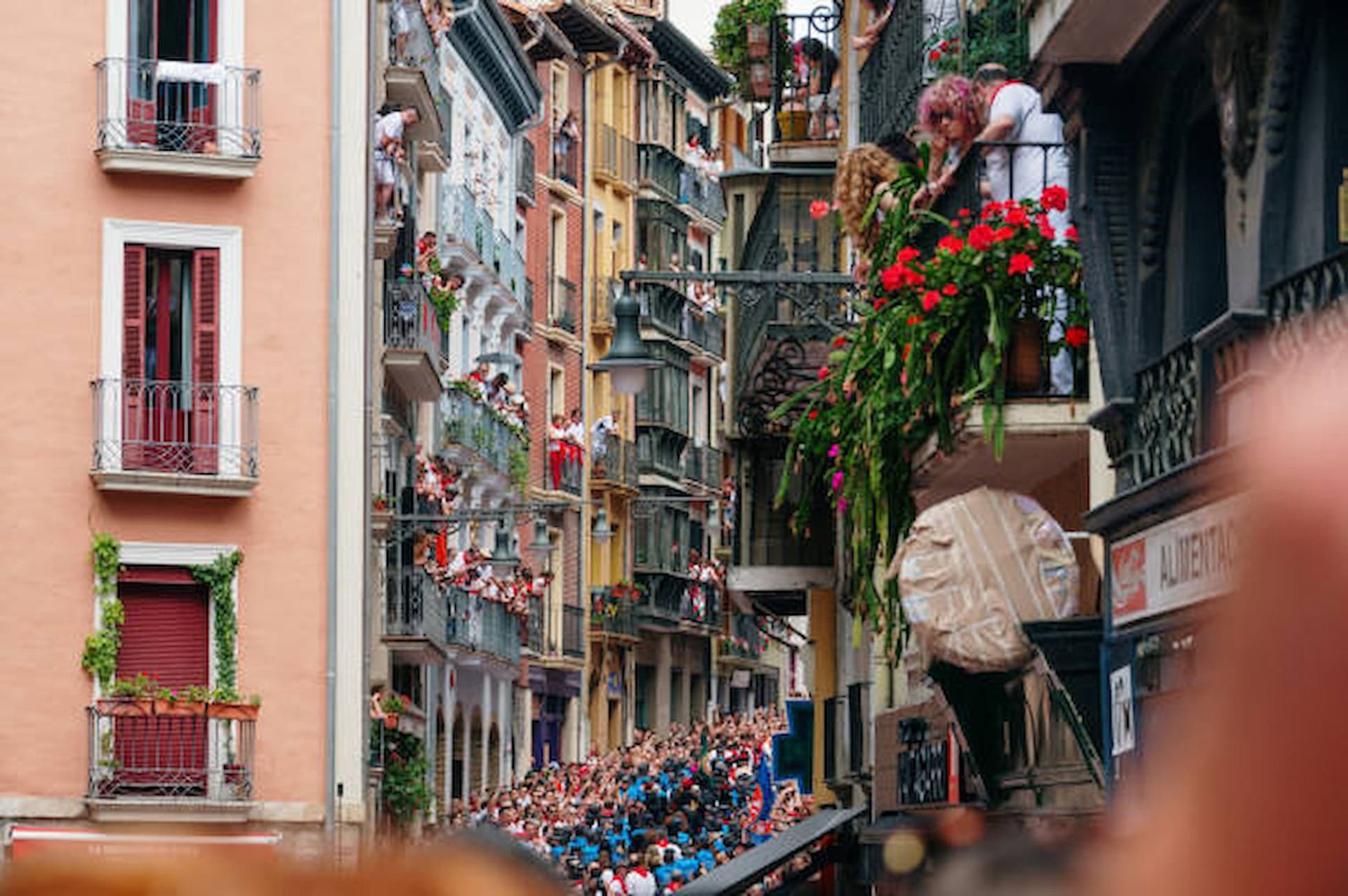 Historia y Tradiciones de San Fermín