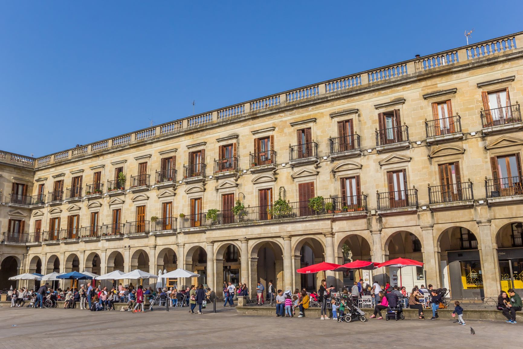 Dónde comer en Vitoria: Guía gastronómica de la capital de Euskadi